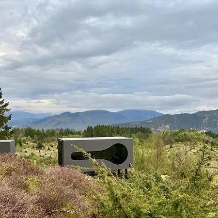 Birdbox Holiday home